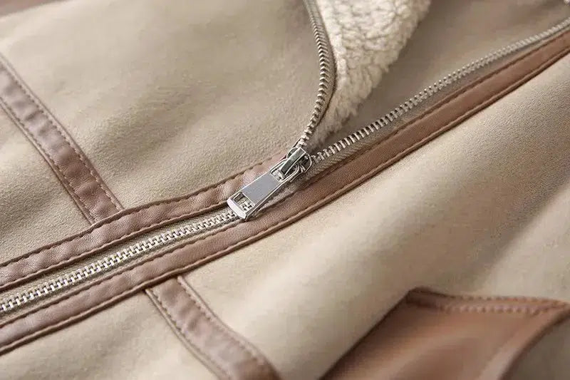 Blouson-beige-moumoute-avec-doublure-et-fermeture-eclair