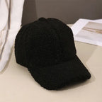 Casquette-moumoute-femme-noir-design-feminin