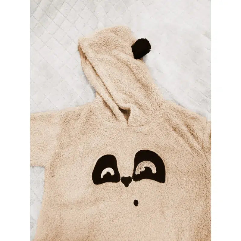 Combinaison-pyjama-douce-avec-oreilles