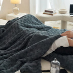 Couette-douillette-gris-fonce-moumoute-pour-lit-chaud