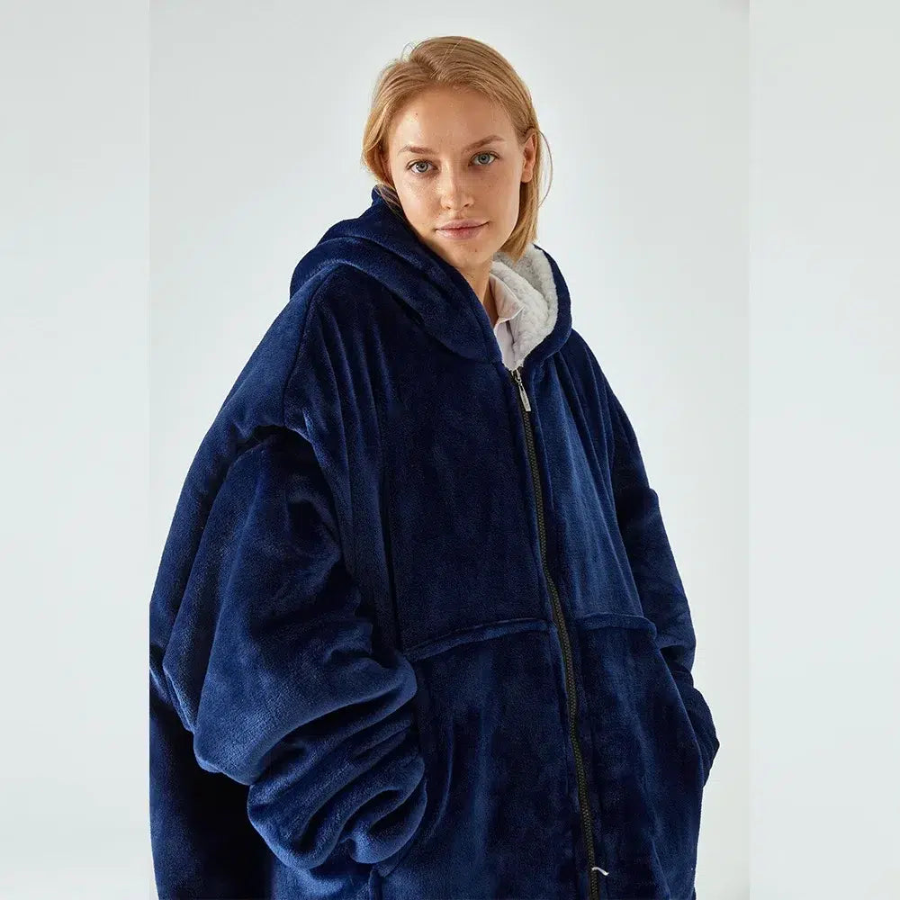 Couverture-sweat-moumoute-bleu-doux-avec-fermeture