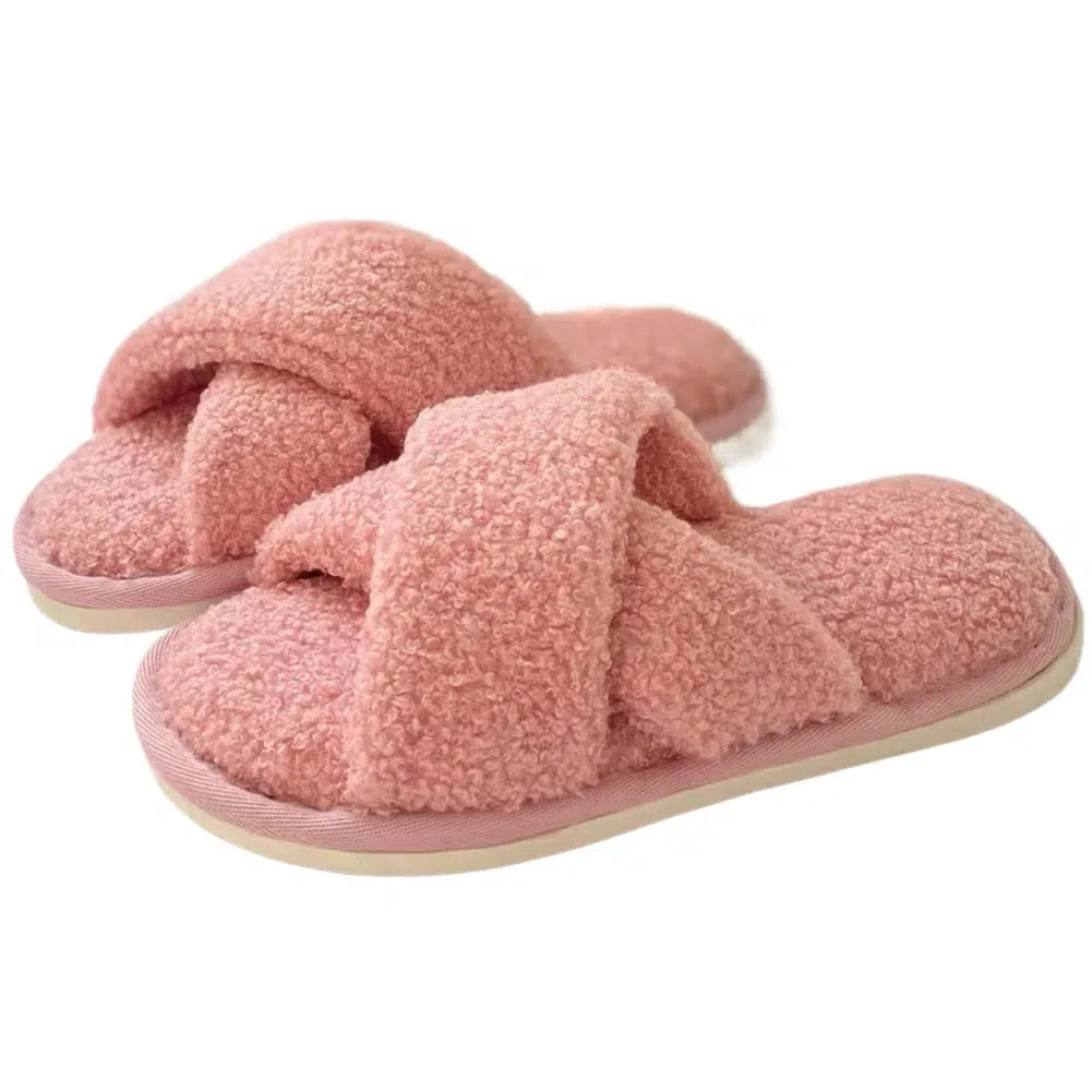 Mule-molletonnee-rose-avec-bandes-entrecroisees
