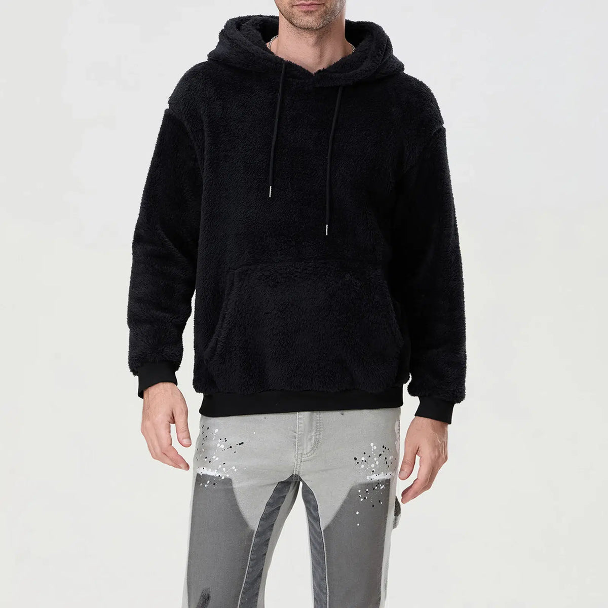 Sweat-capuche-confort-noir