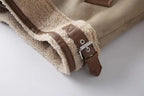 Veste-doublee-fourrure-beige-avec-manches-moumoute