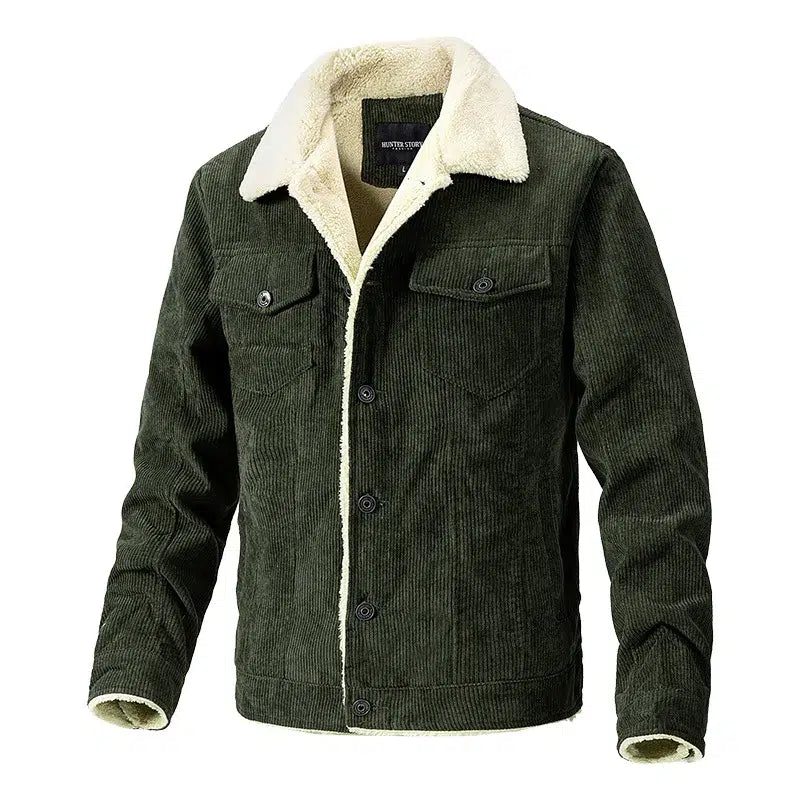 Veste-homme-molletonnee-vert-avec-boutons-et-col