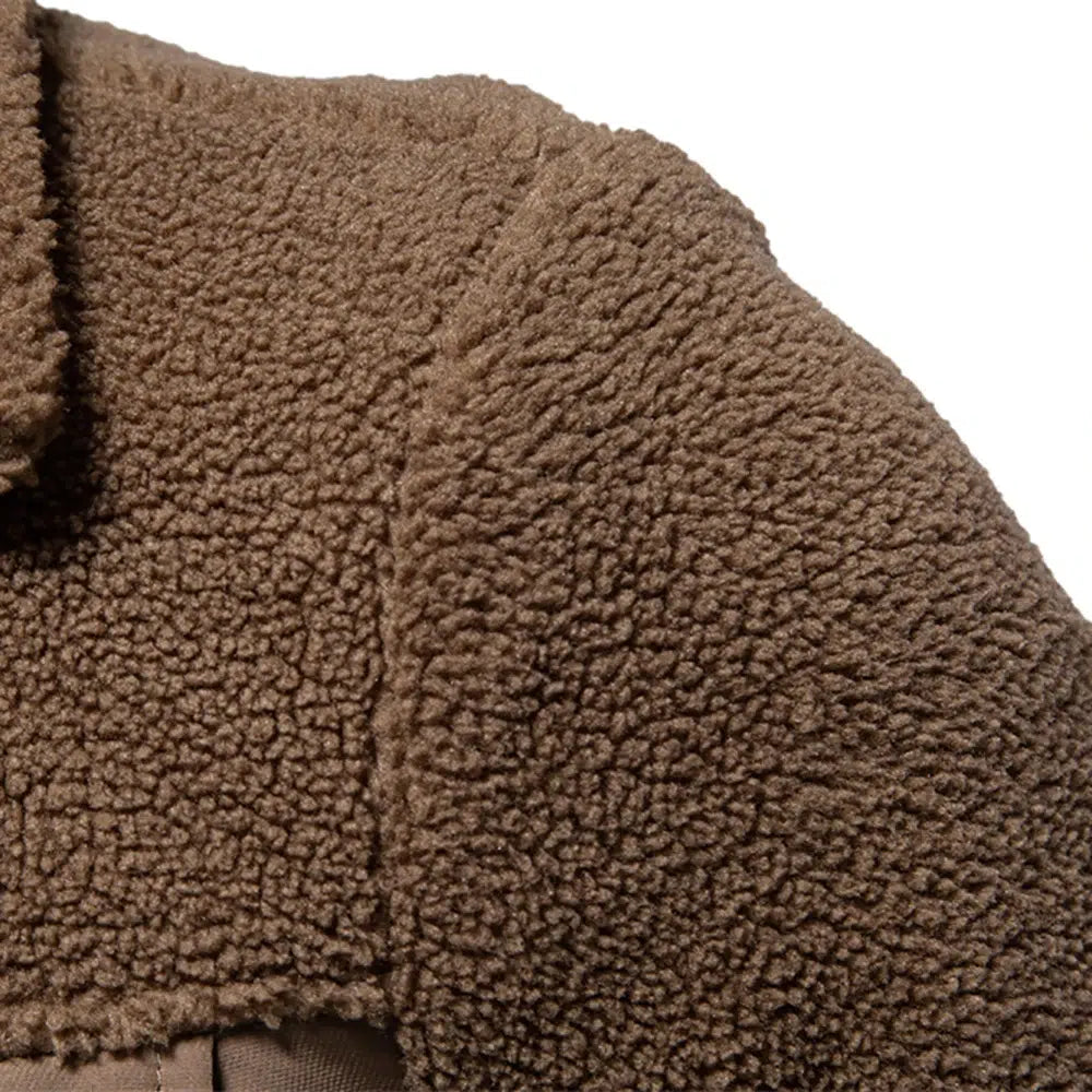 Veste-marron-peluchee-pour-homme