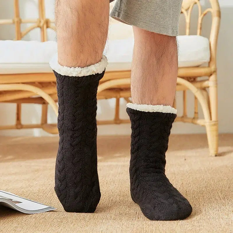 chaussette-pilou-pilou-homme-noire-avec-motif